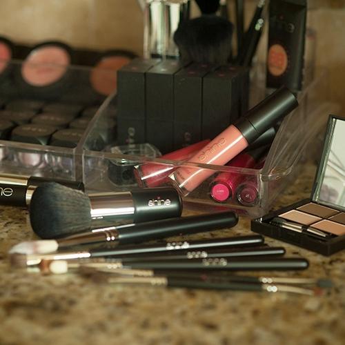 How and Where to Store Your Makeup